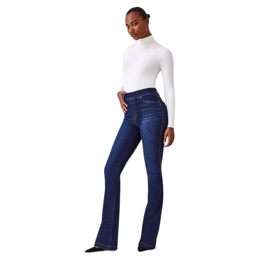 Spanx Flare Leg Jeans in Midnight Shade Size Large